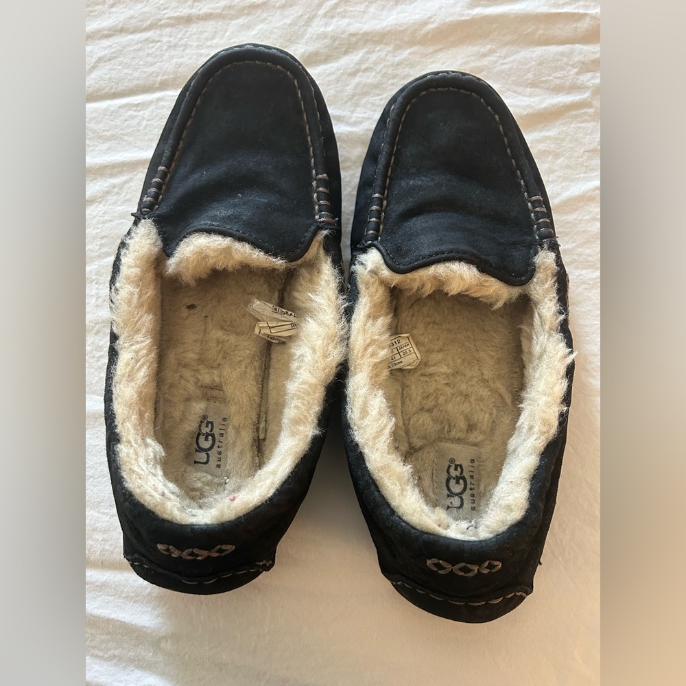 UGG Navy Suede Shearling-Lined size 10 Moccasin Loafers